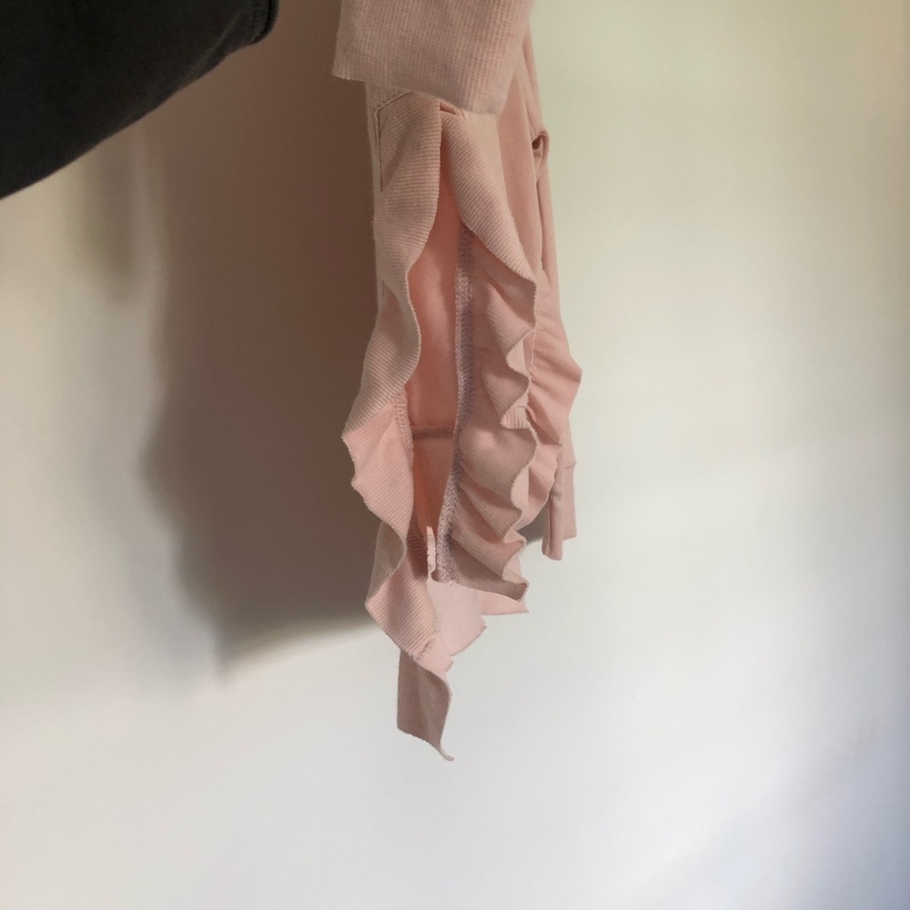 Dex Ruffle Blouse - Picture 3 of 3